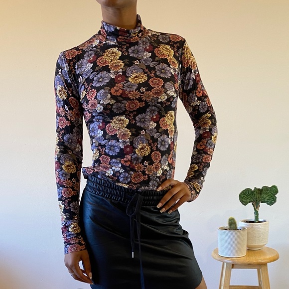 Forever 21 Tops - Purple & pink multi color turtleneck blouse